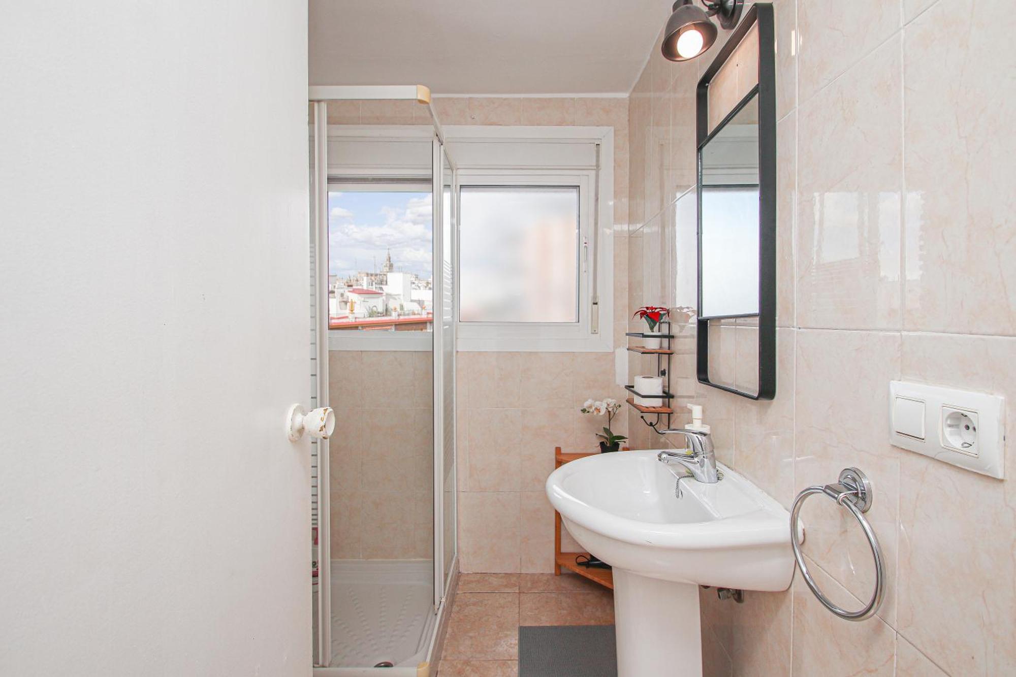 Stunning Apt W Views To Giralda - 15 Minutes Walk Sevilla Buitenkant foto